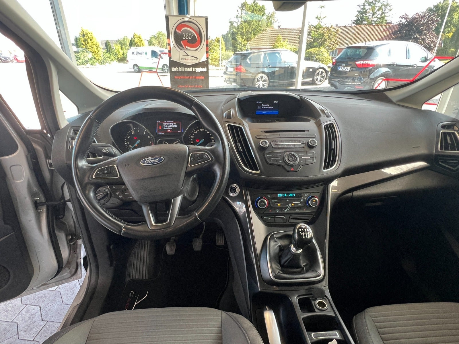 Sølv Ford C-MAX fra 2016