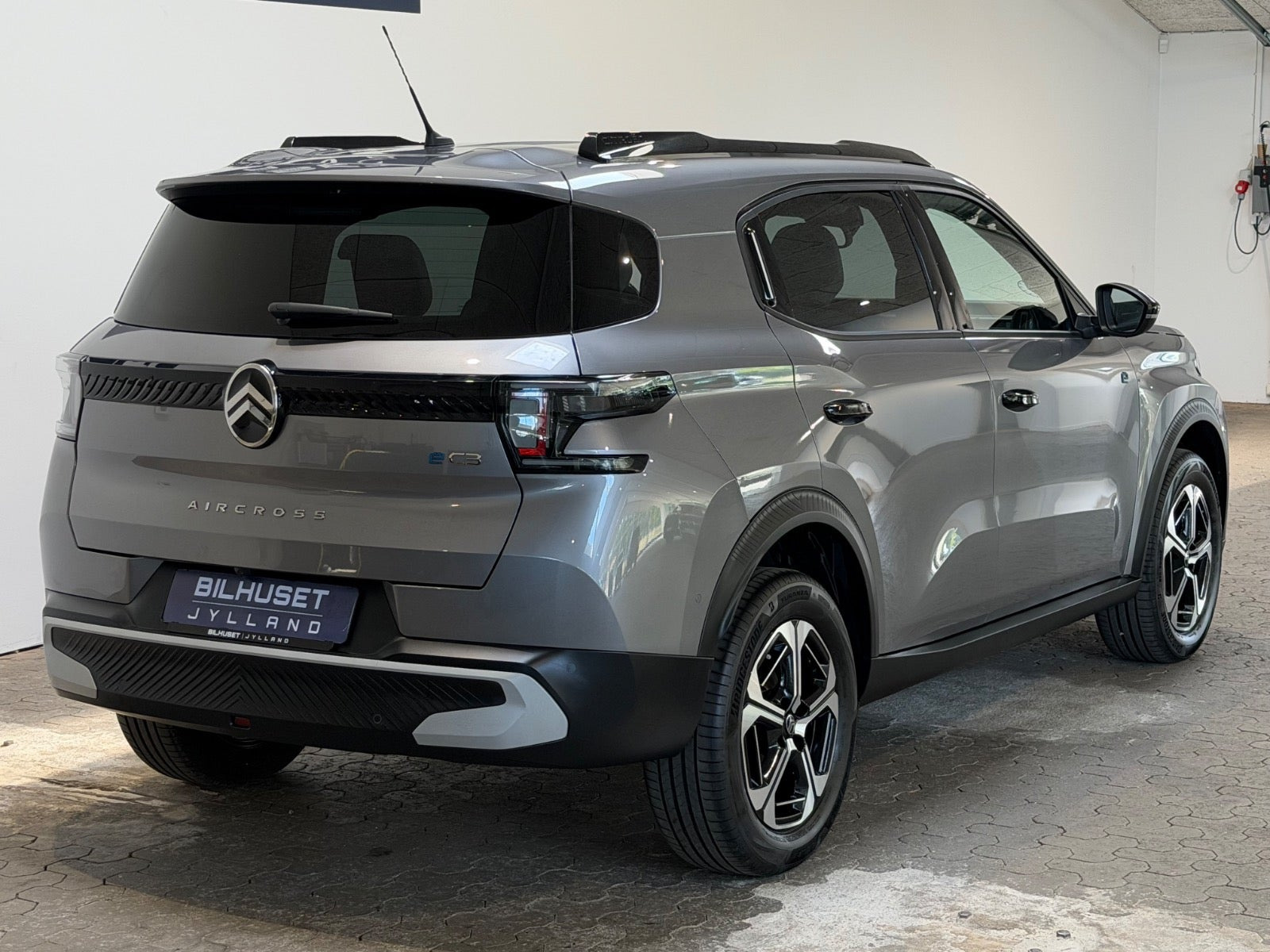 Grå Citroën e-C3 Aircross fra 2025
