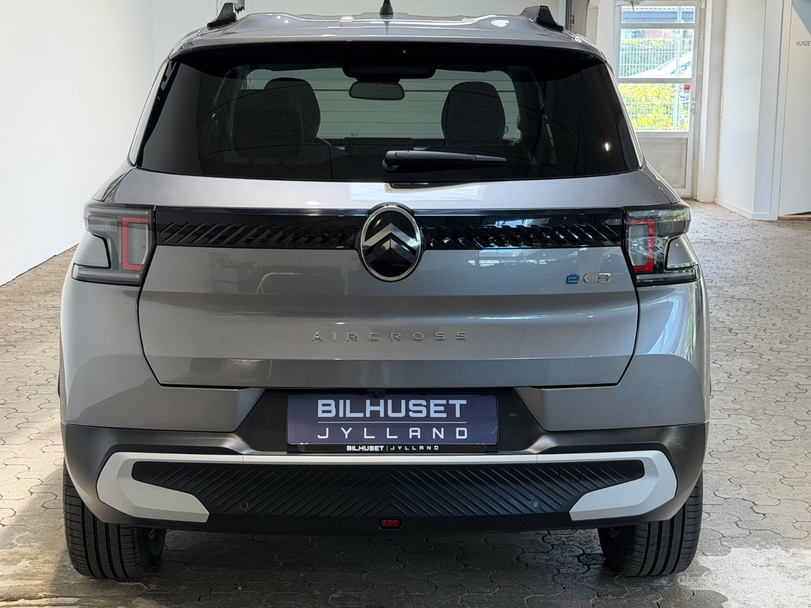 Grå Citroën e-C3 Aircross fra 2025