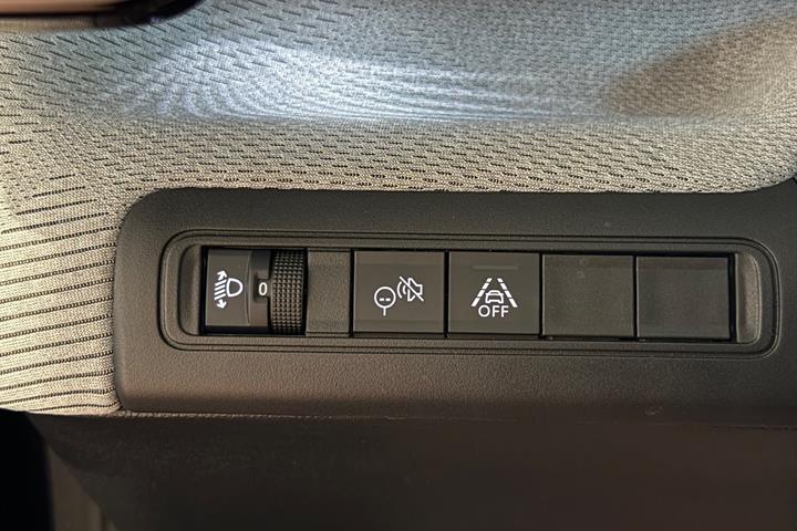Grå Citroën e-C3 Aircross fra 2025