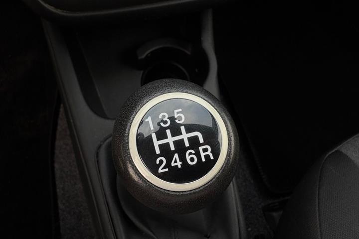 Grøn Fiat Punto fra 2015