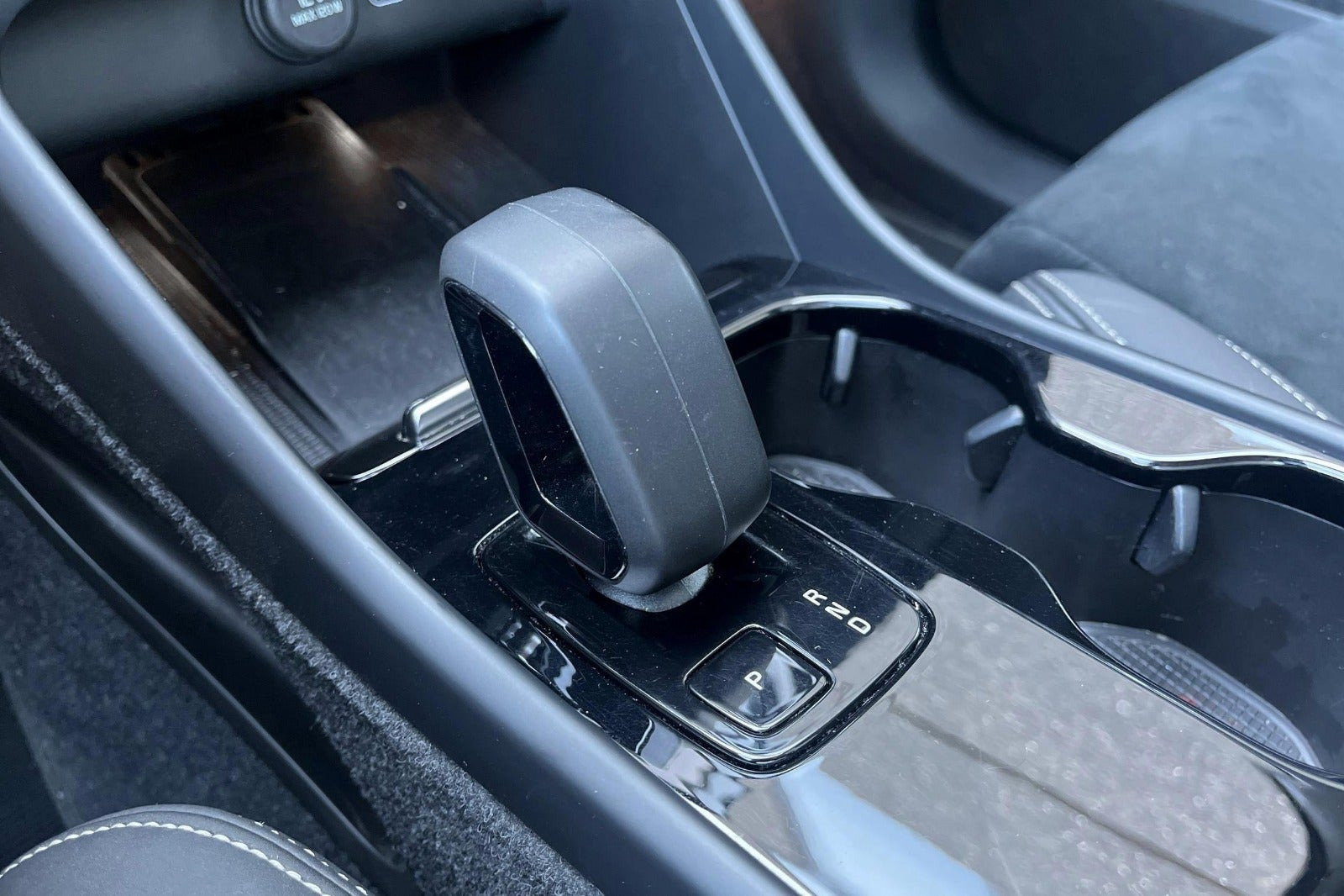 Grøn Volvo C40 fra 2024