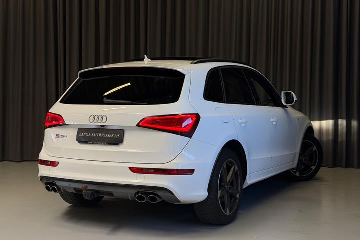 Hvid Audi SQ5 fra 2017