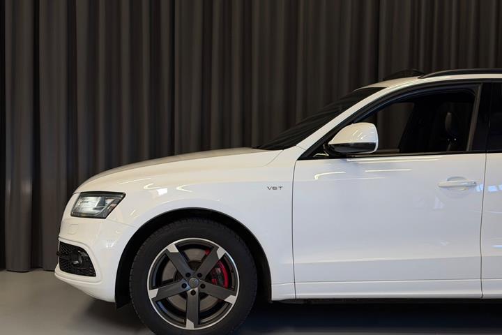 Hvid Audi SQ5 fra 2017