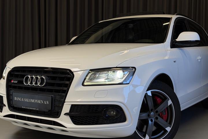 Hvid Audi SQ5 fra 2017