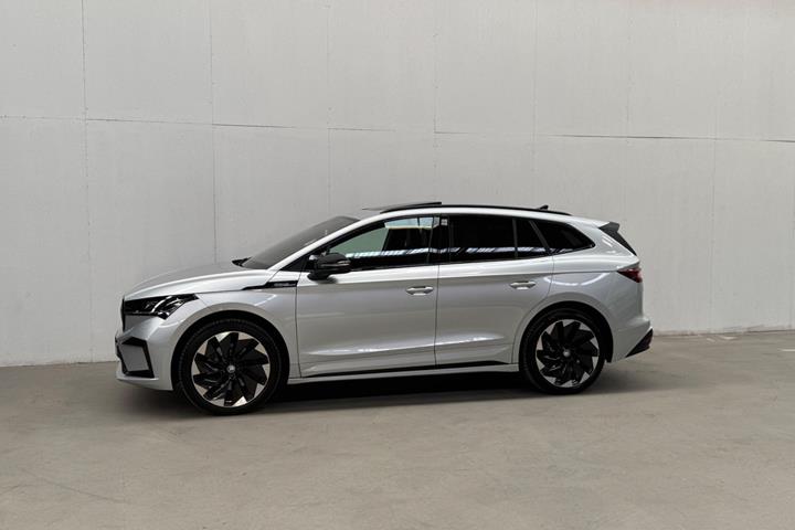 Sølv Skoda Enyaq fra 2023