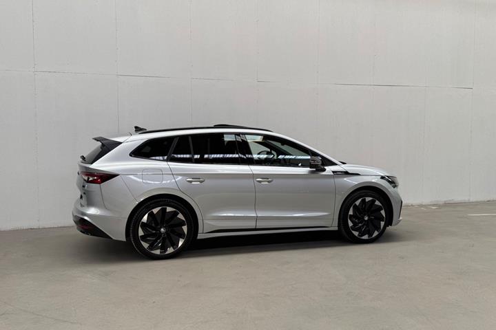 Sølv Skoda Enyaq fra 2023