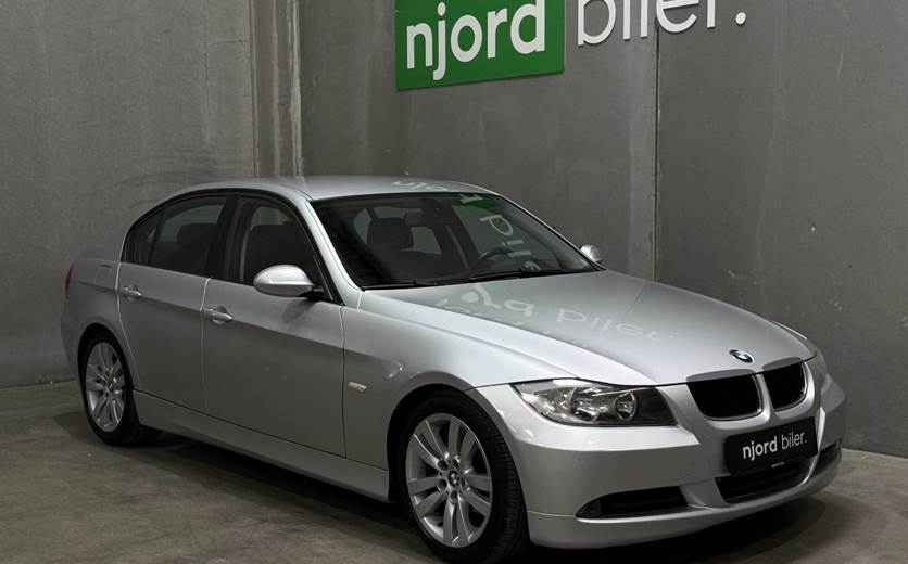 BMW 320i 2,0 aut.