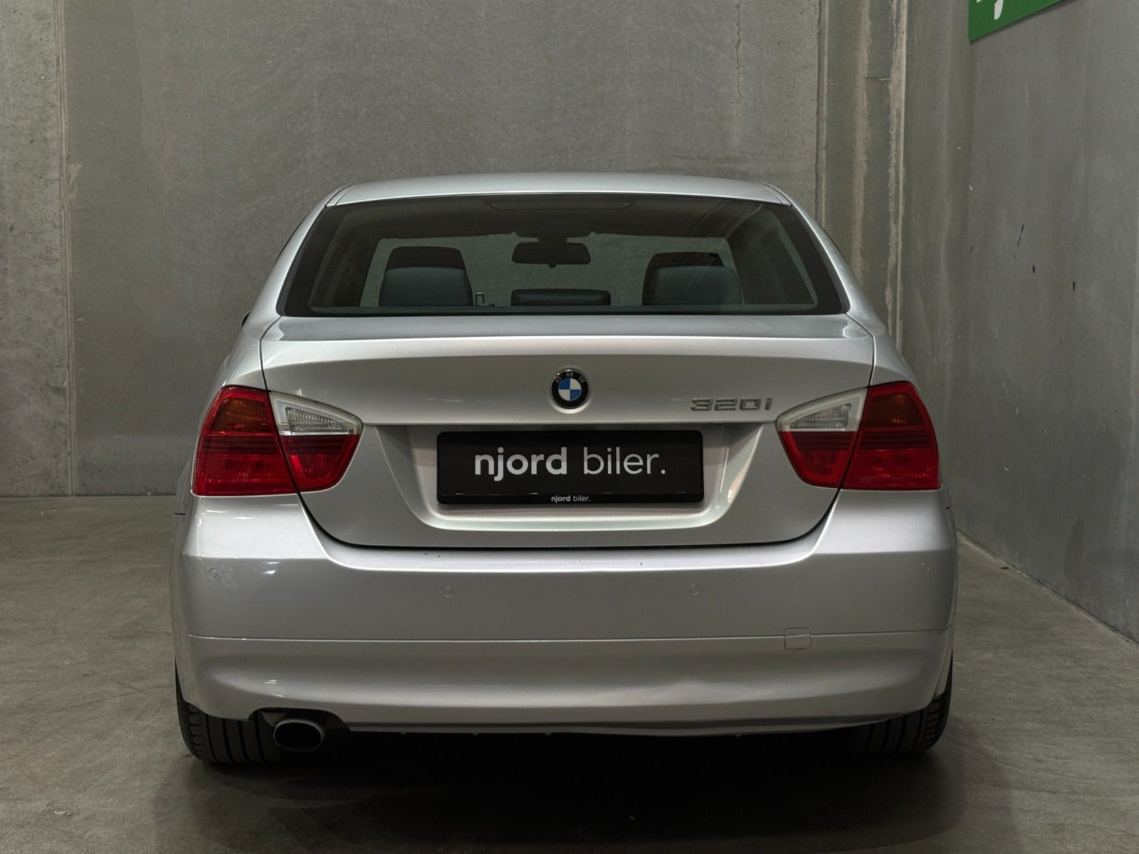 undefined BMW 320i fra 2005
