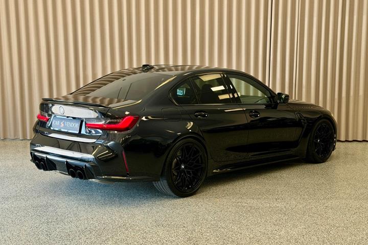Sort BMW M3 fra 2022
