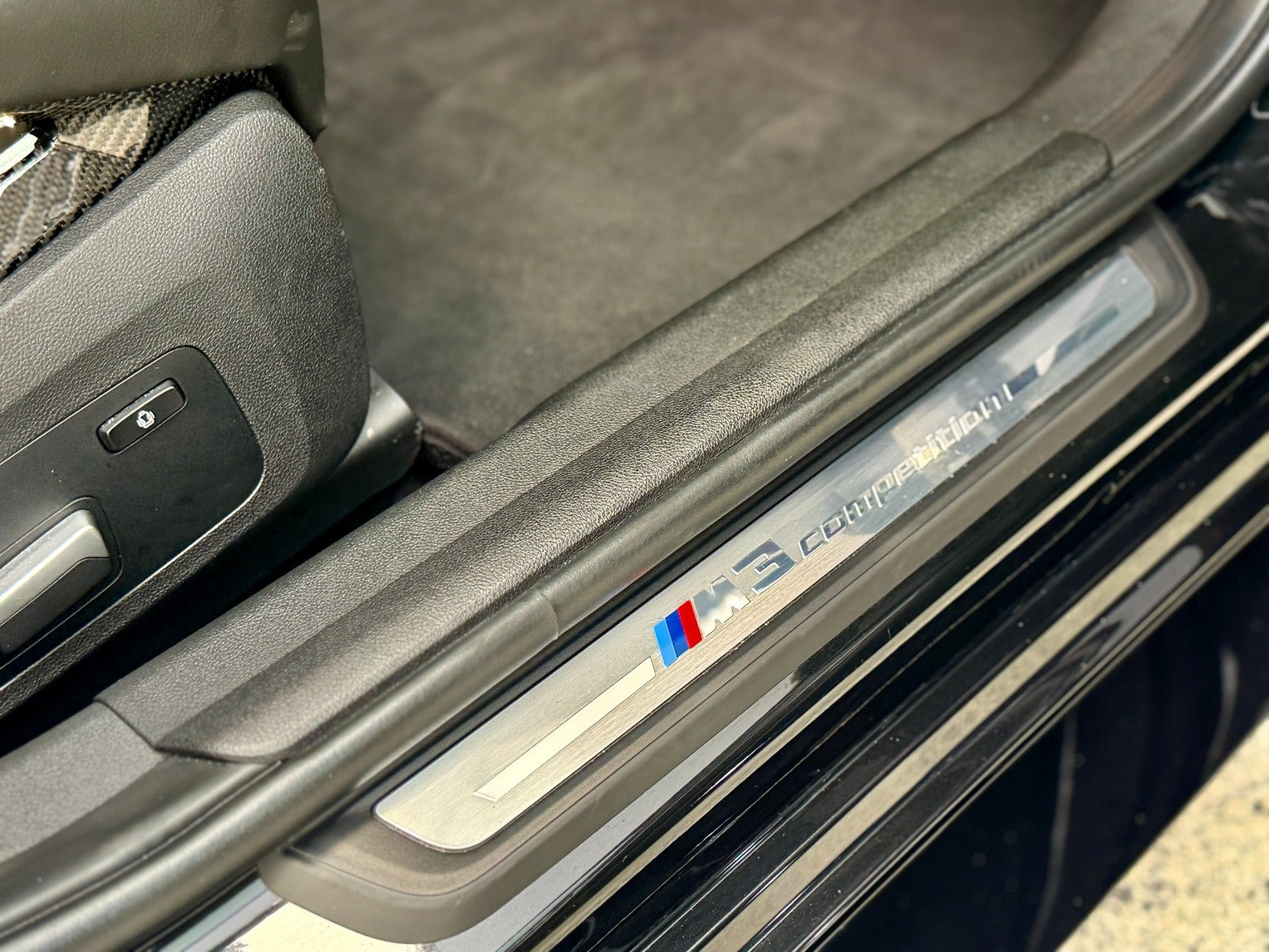 Sort BMW M3 fra 2022