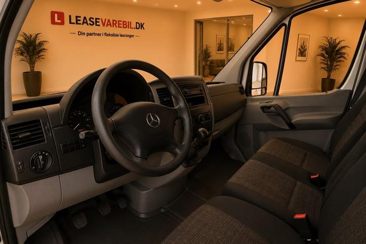 Hvid Mercedes Sprinter 316 fra 2017