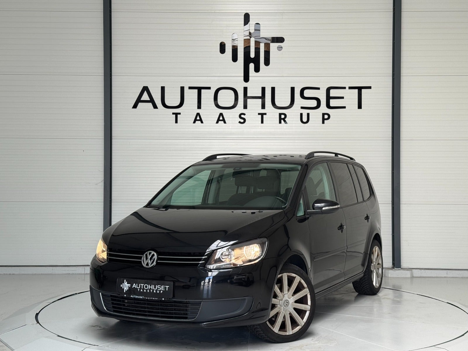 VW Touran 2,0 TDi 140 Comfortline DSG BMT