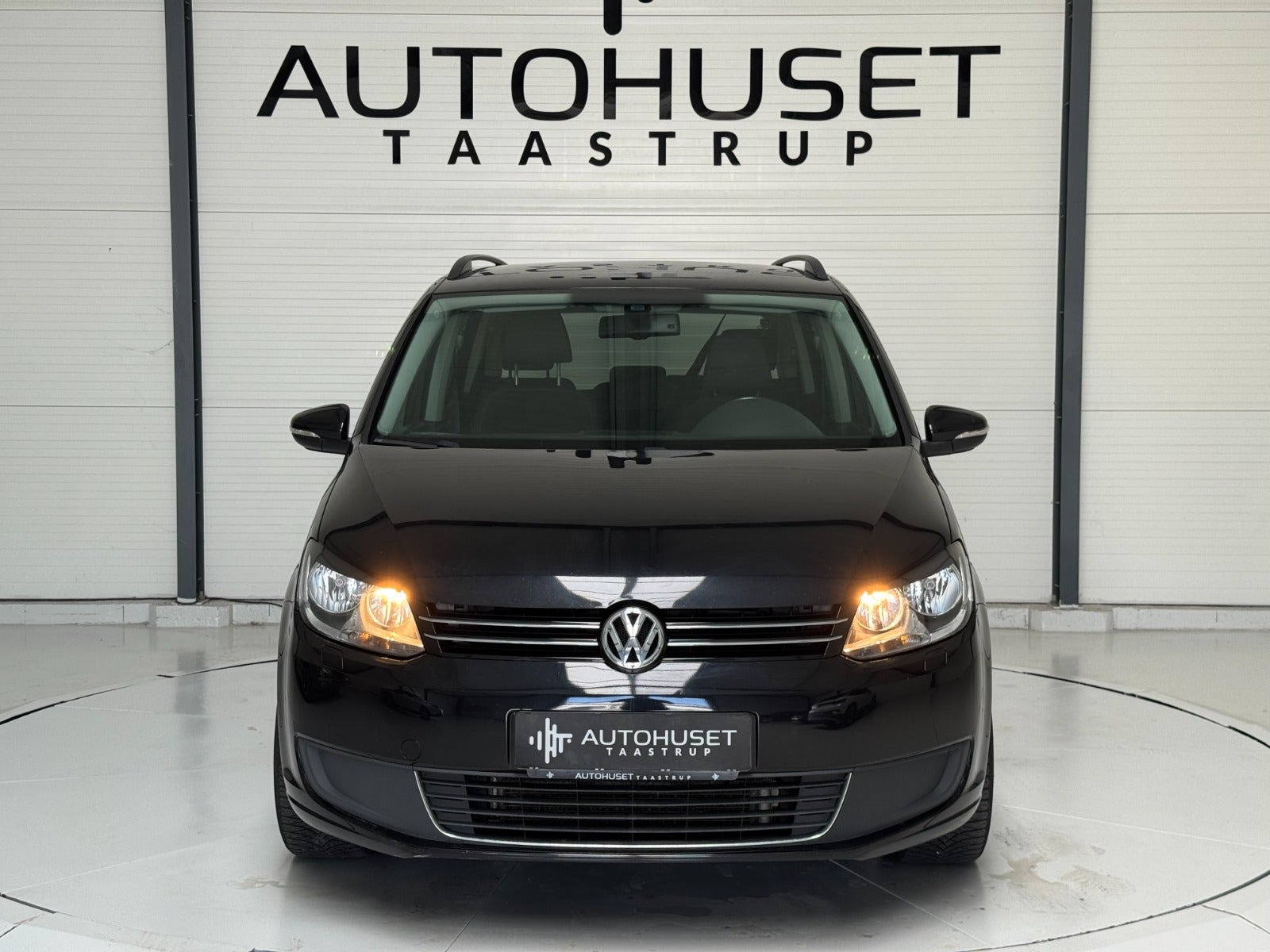 Sort VW Touran fra 2011