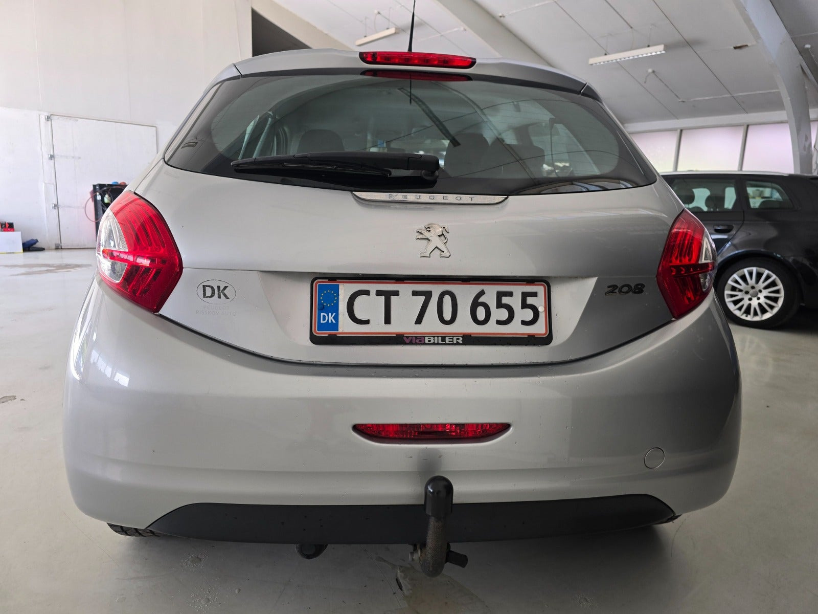 Sølv Peugeot 208 fra 2014