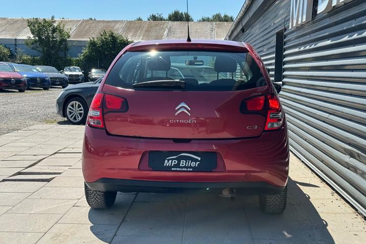 Rød Citroën C3 fra 2011