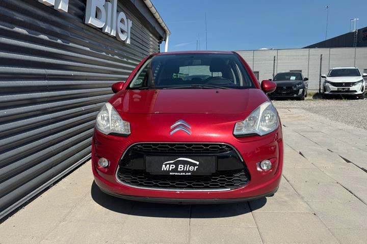 Rød Citroën C3 fra 2011