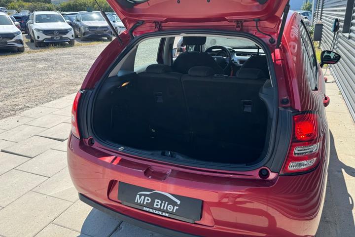 Rød Citroën C3 fra 2011