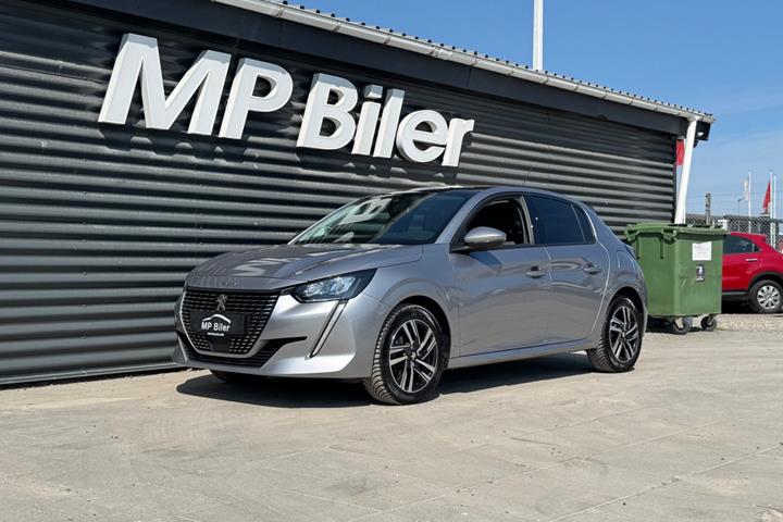 Sølv Peugeot 208 fra 2020 set udefra