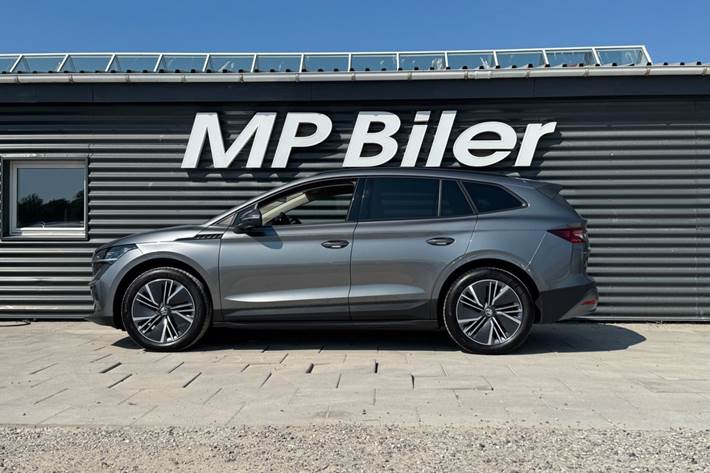 Grå Skoda Enyaq fra 2024