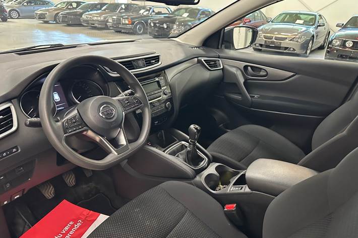 Hvid Nissan Qashqai fra 2021
