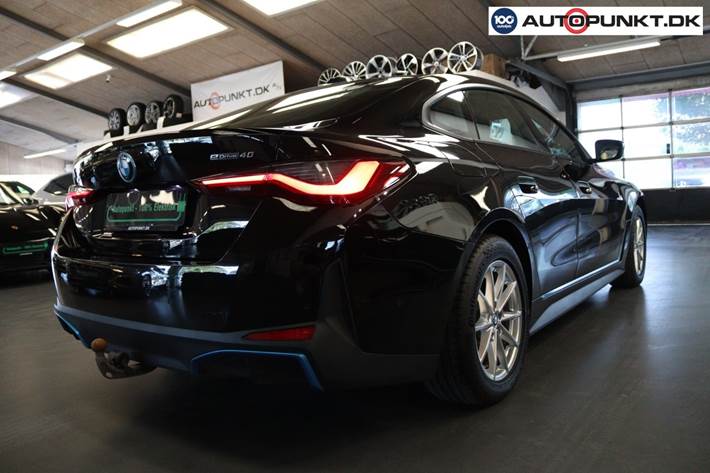 Sort BMW i4 fra 2023