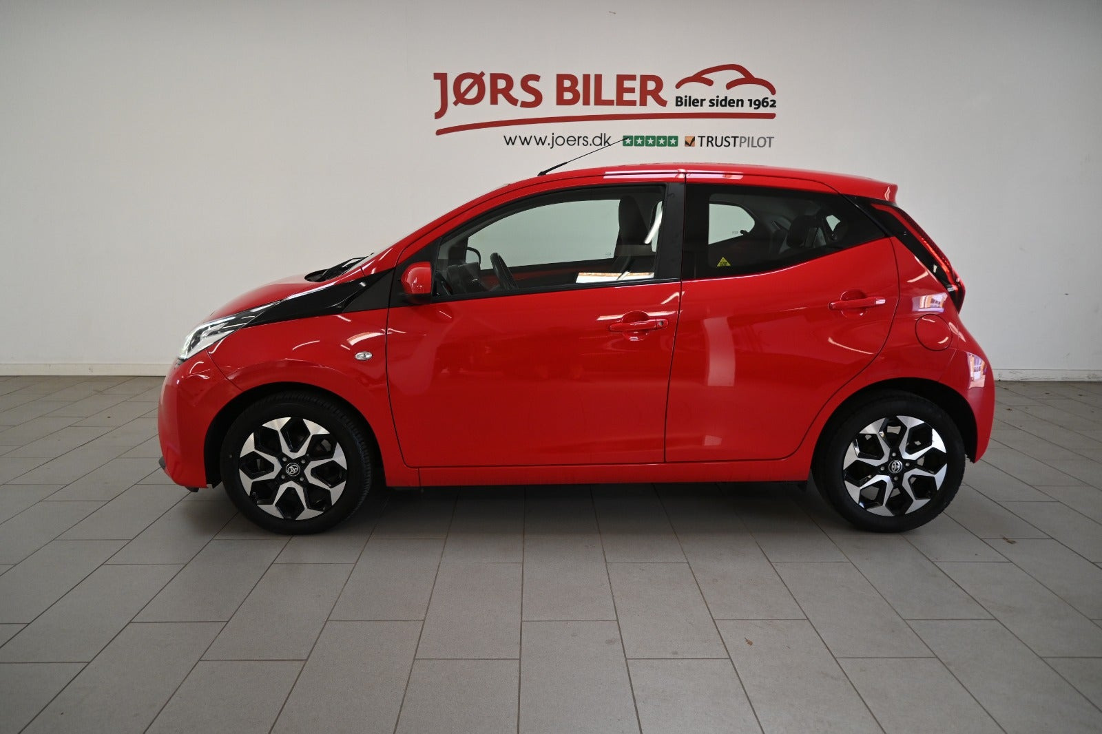 Rød Toyota Aygo fra 2019