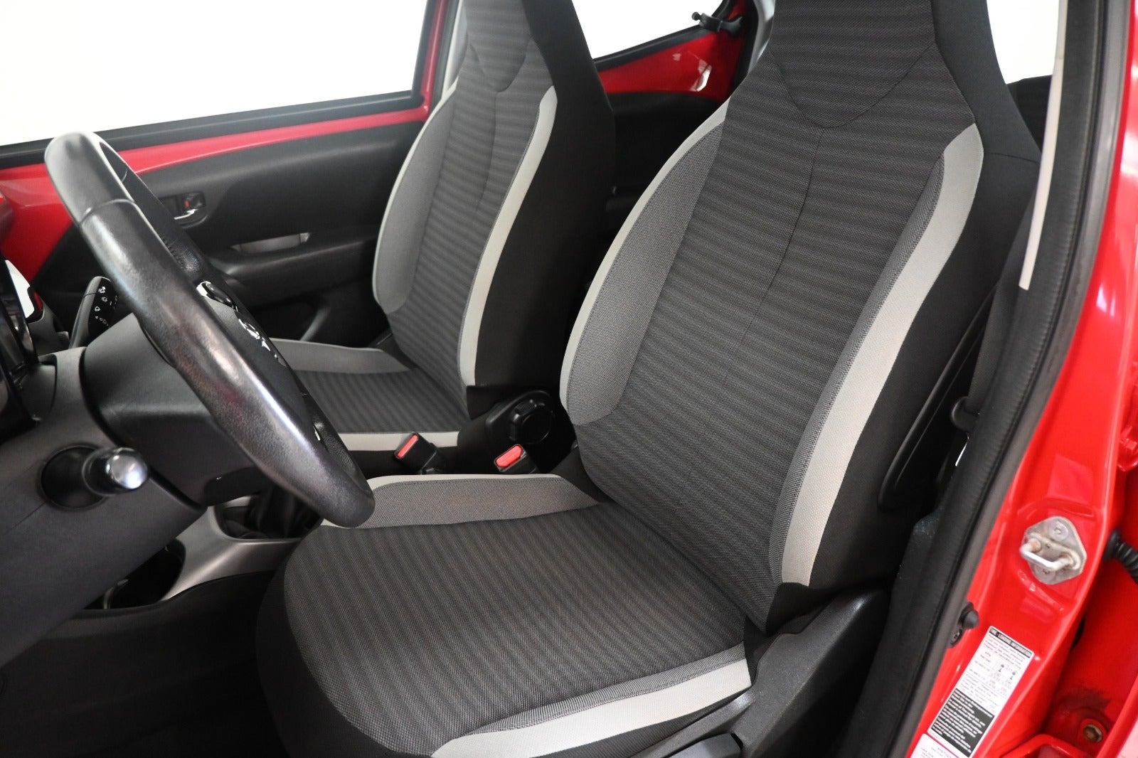 Rød Toyota Aygo fra 2019