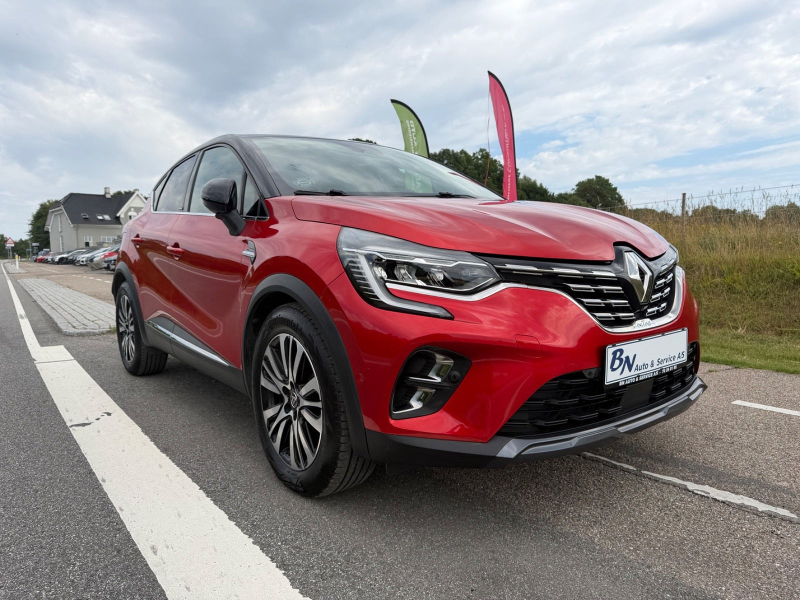 Rød Renault Captur fra 2021