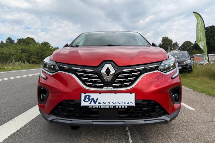 Rød Renault Captur fra 2021
