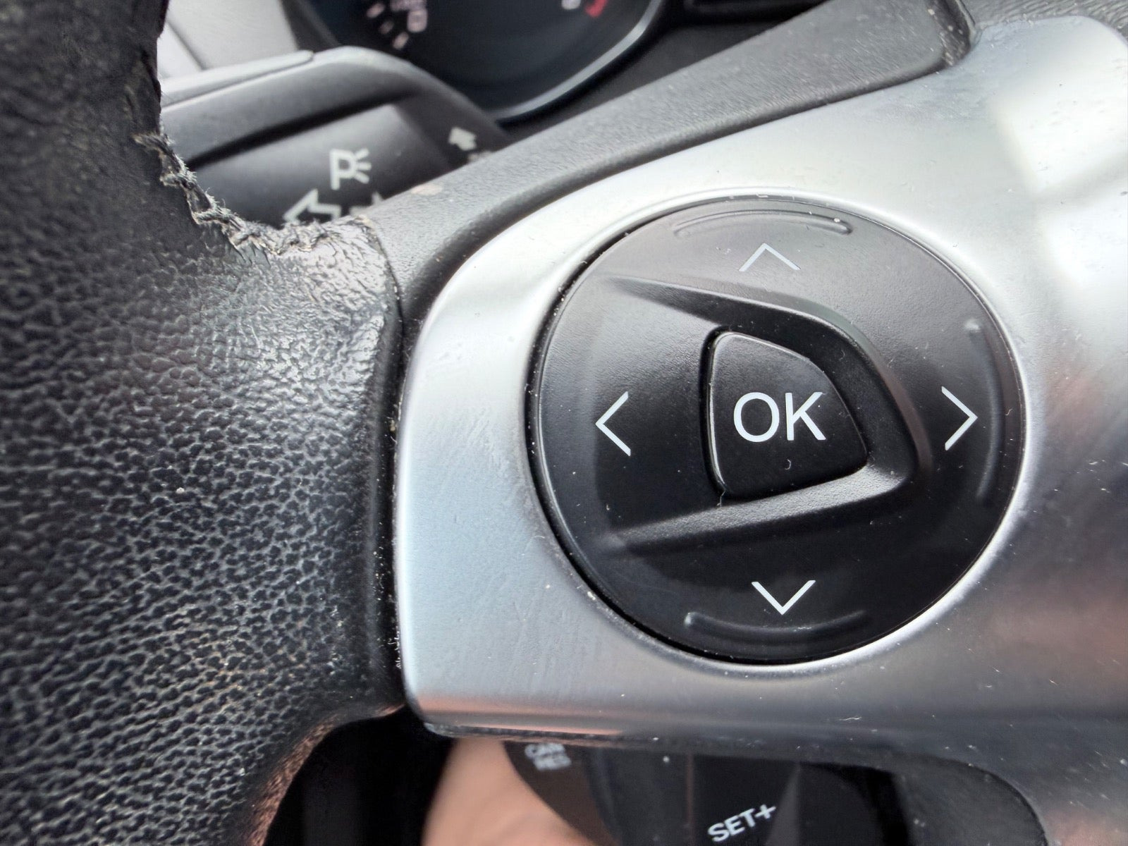 Sort Ford Kuga fra 2016