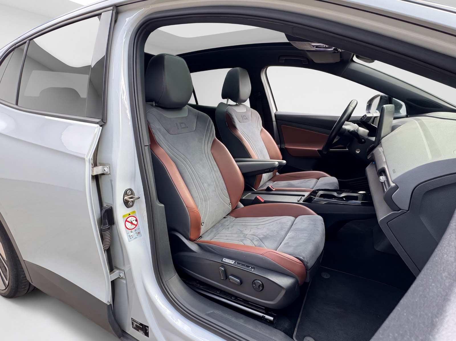 Hvid VW ID.4 fra 2021