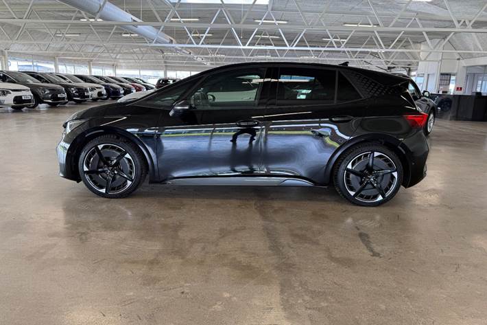 Sort Cupra Born fra 2025