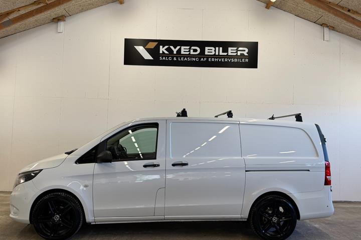 Hvid Mercedes Vito 114 fra 2020