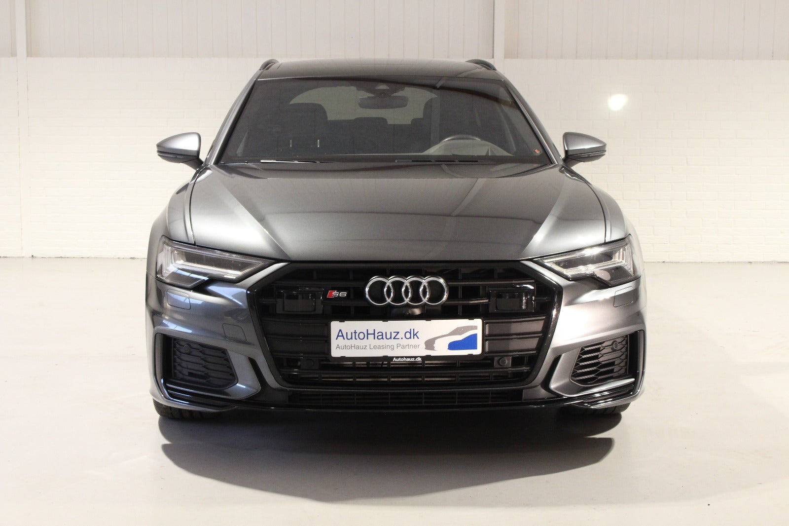 Grå Audi S6 fra 2020