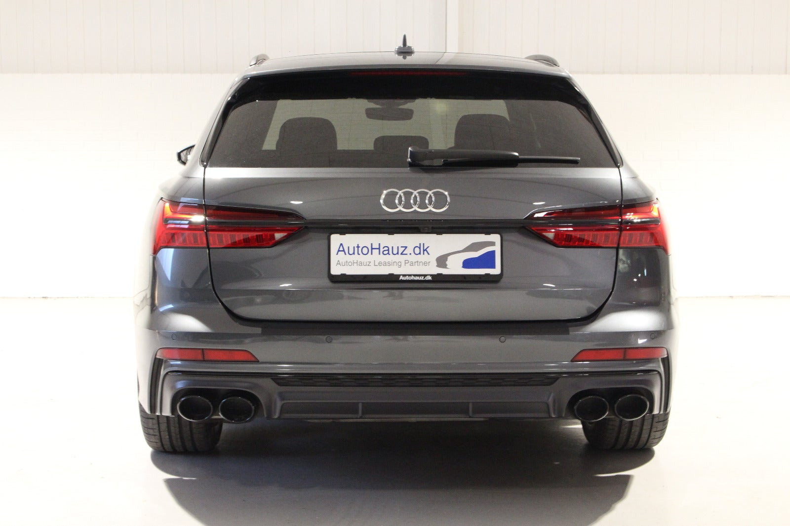 Grå Audi S6 fra 2020