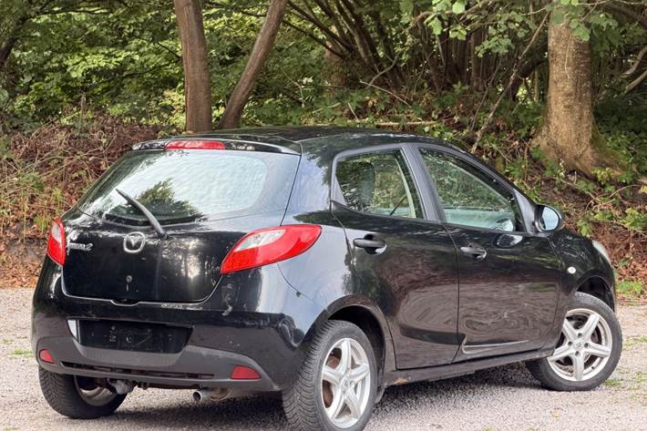 undefined Mazda 2 fra 2012
