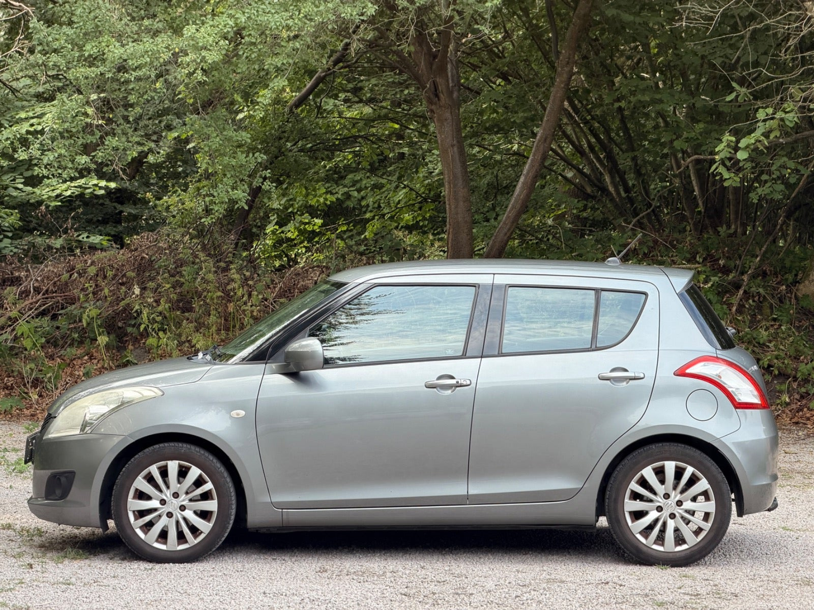 undefined Suzuki Swift fra 2011