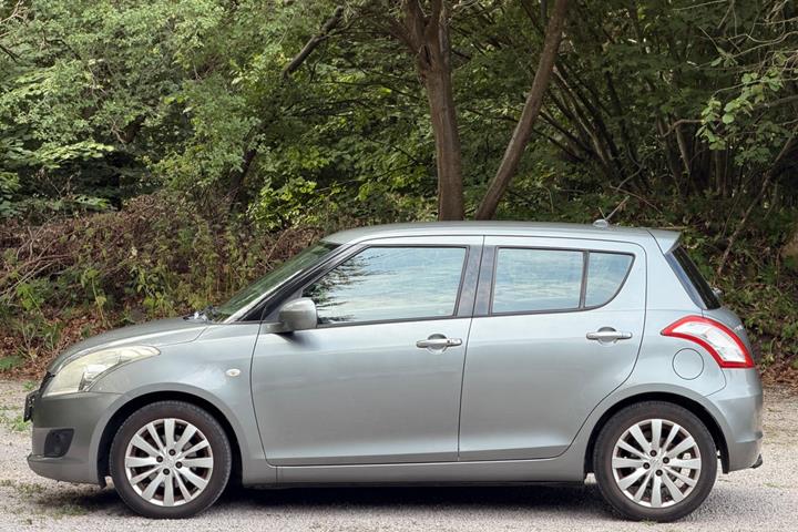 undefined Suzuki Swift fra 2011