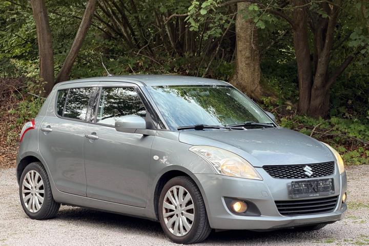 undefined Suzuki Swift fra 2011