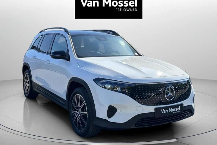 Hvid Mercedes EQB 250+ fra 2025