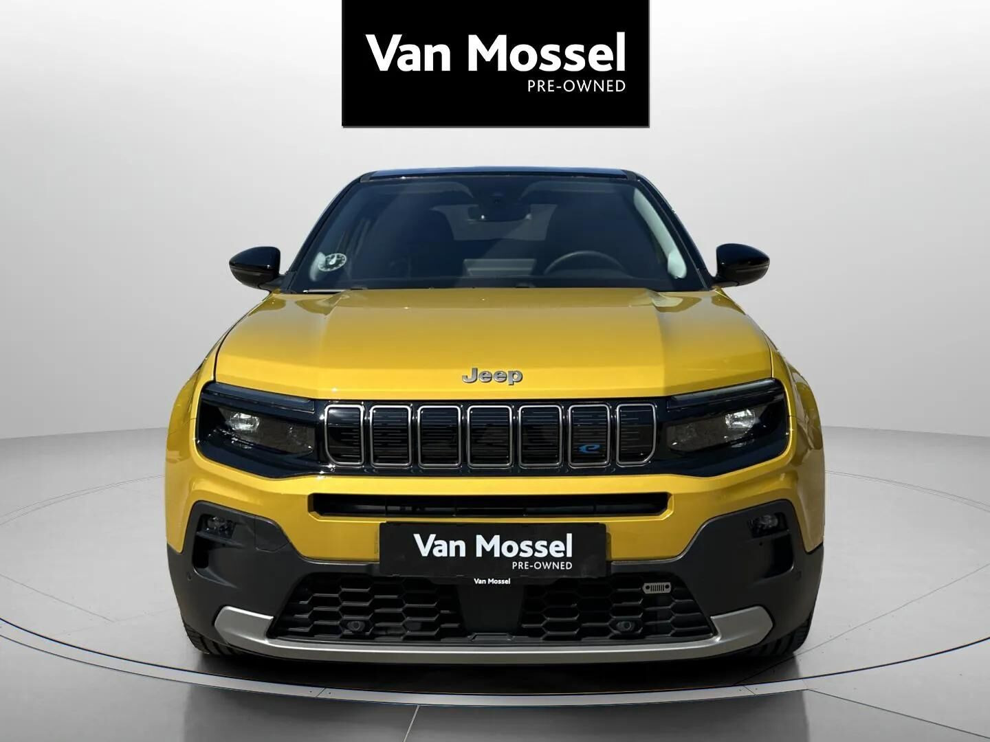 Gul Jeep Avenger fra 2023