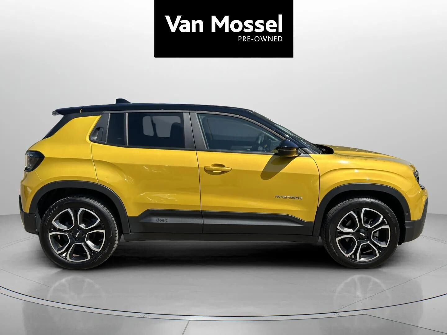 Gul Jeep Avenger fra 2023