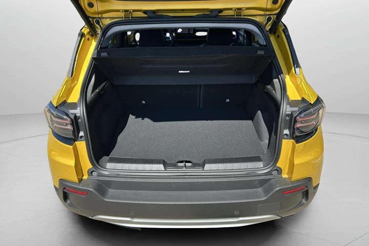 Gul Jeep Avenger fra 2023