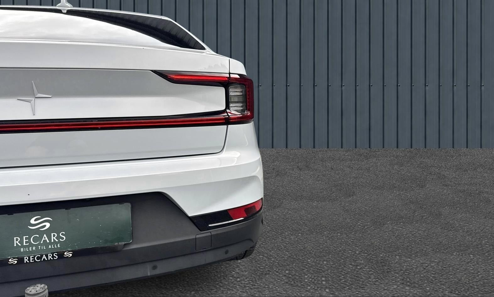 Hvid Polestar 2 fra 2023