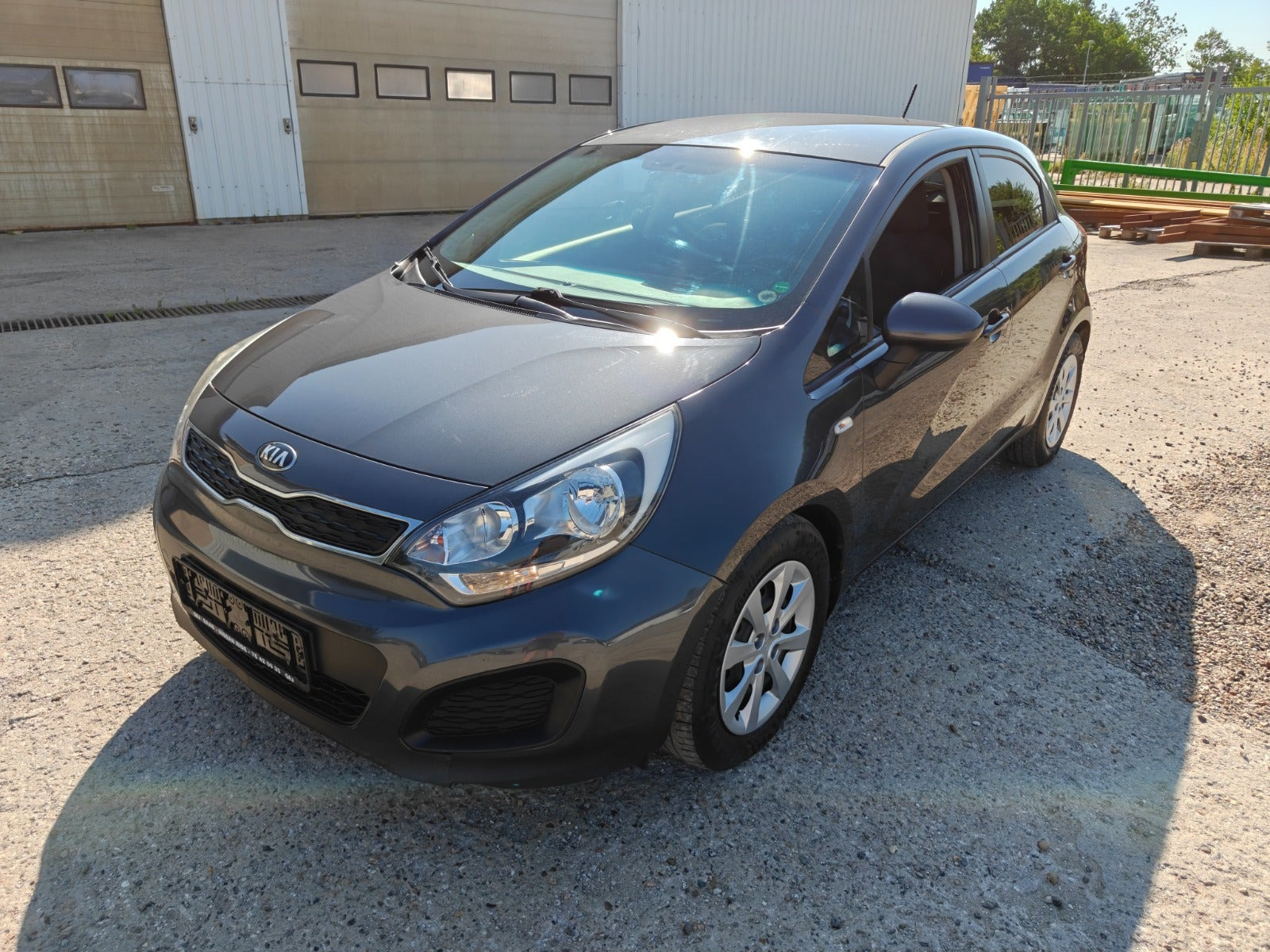 Gul Kia Rio fra 2014