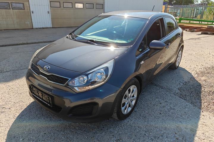 Gul Kia Rio fra 2014