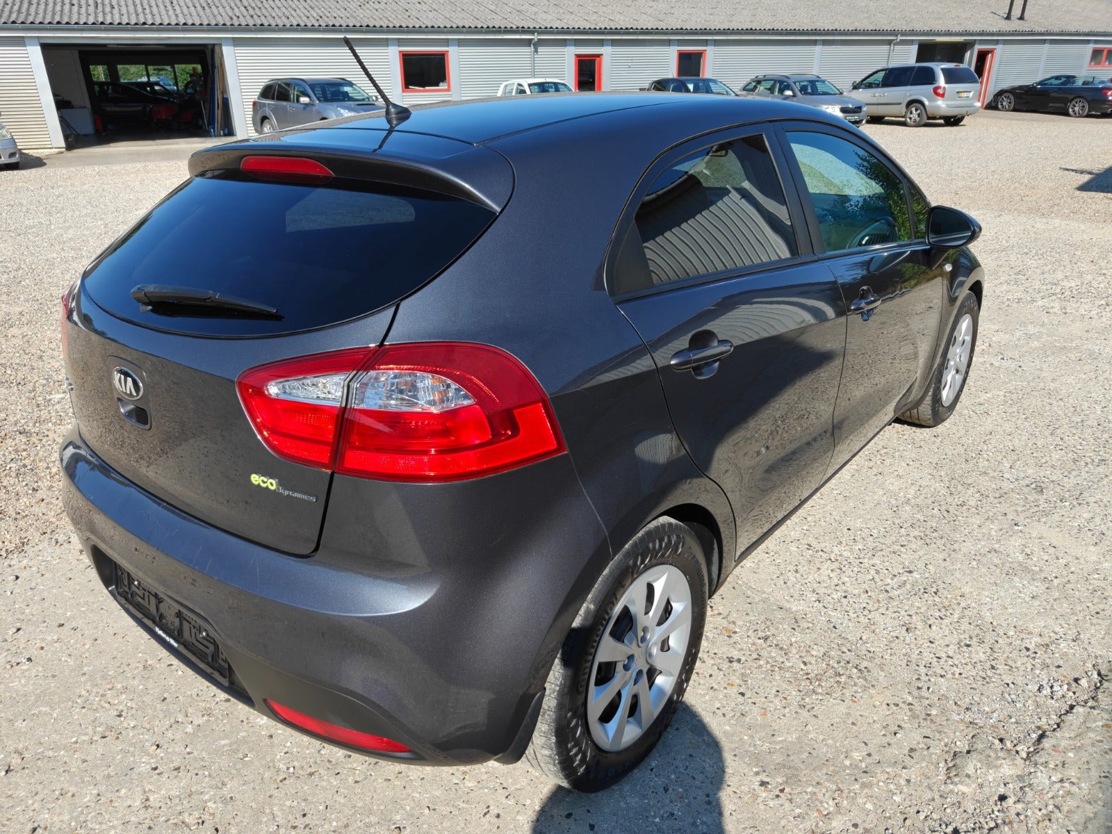 Gul Kia Rio fra 2014