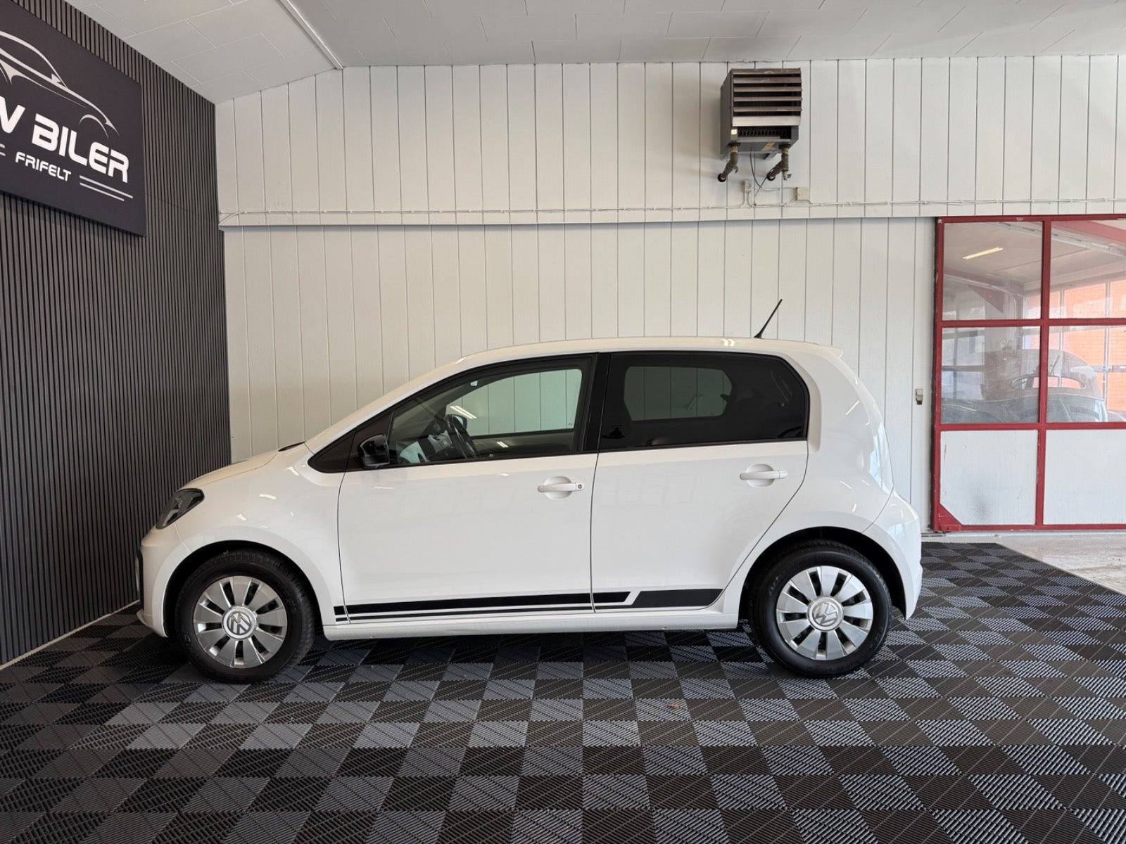 Hvid VW UP! fra 2018