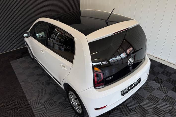 Hvid VW UP! fra 2018